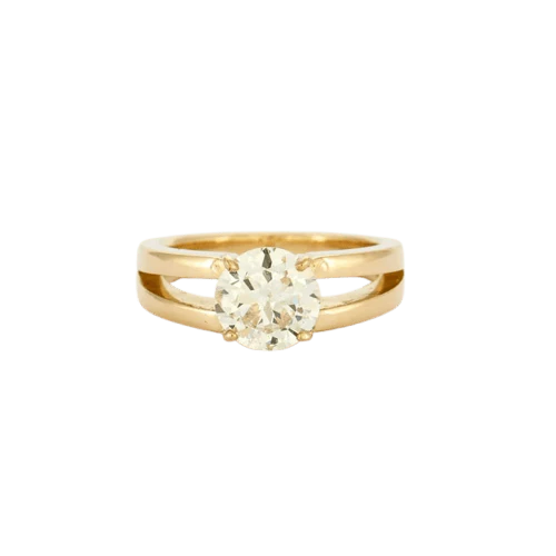Solitaire Diamond Ring 2 carats yellow gold