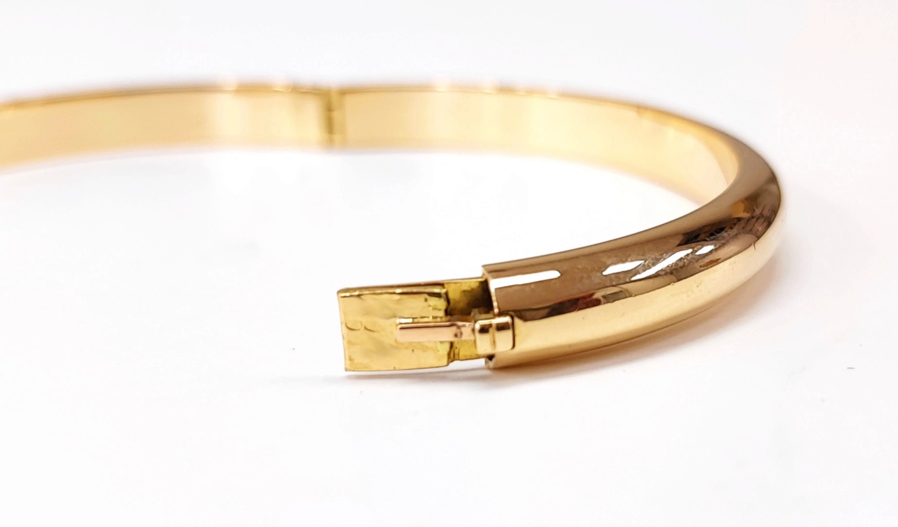 Yellow gold bangle bracelet - Image 5