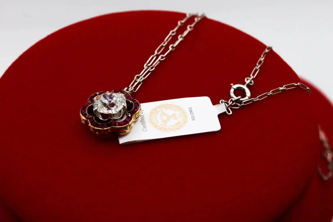 Old necklace Daisy diamond and ruby  - Image 12