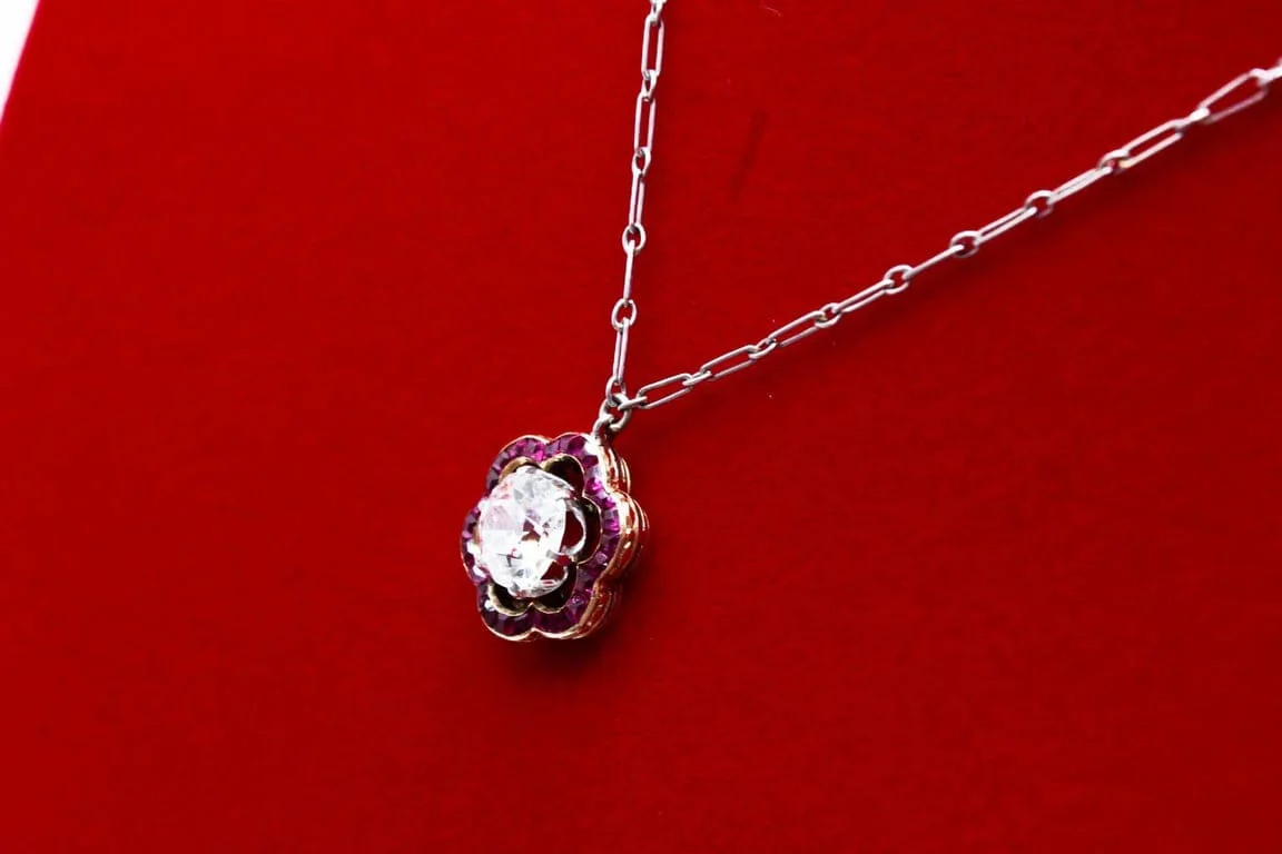 Old necklace Daisy diamond and ruby  - Image 5