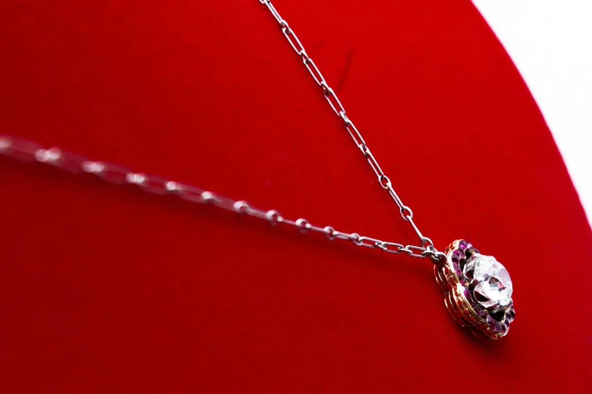 Old necklace Daisy diamond and ruby  - Image 7