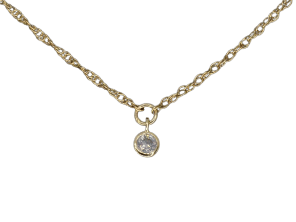 Yellow gold necklace with diamond