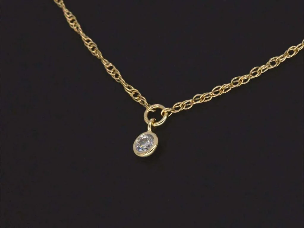 Yellow gold necklace with diamond - Image 4