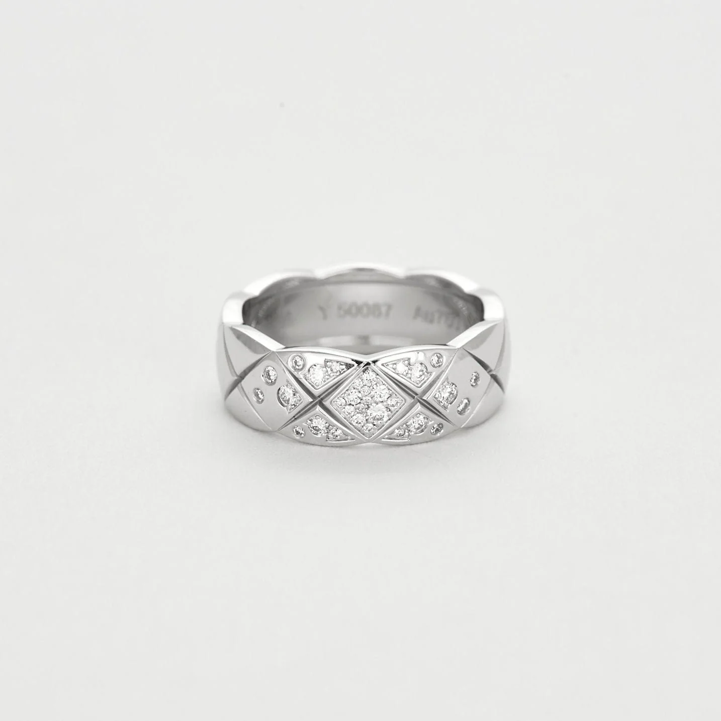 CHANEL - Ring Coco Crush white gold diamonds - Image 7