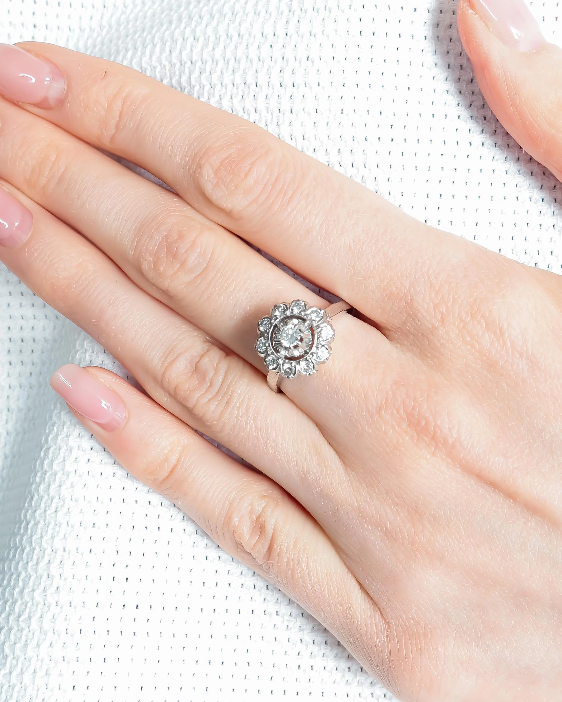 Ring Daisy Diamonds - Image 2