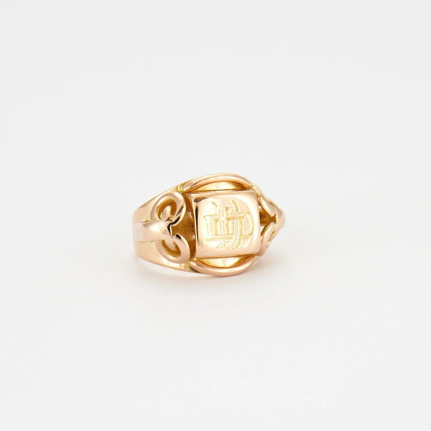 Yellow Gold Signet Ring - Image 6