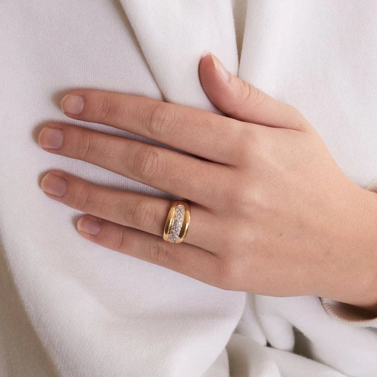 Yellow gold diamond paving ring - Image 2