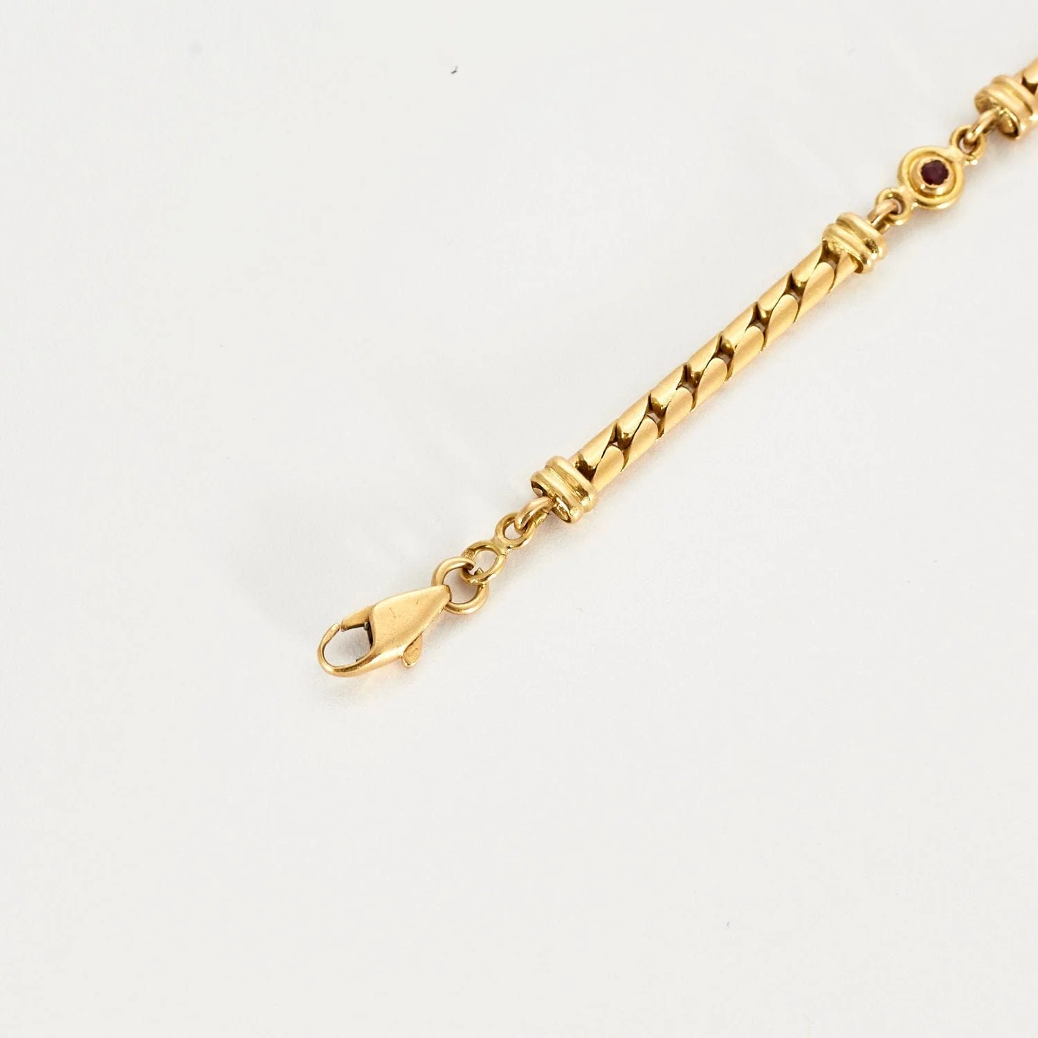 Ruby curb bracelet - Image 6