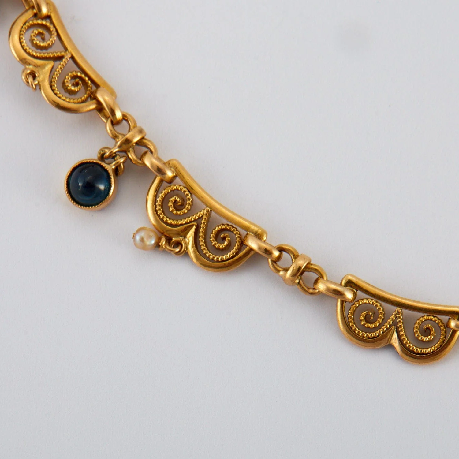 Sapphire Drapery Necklace - Image 3
