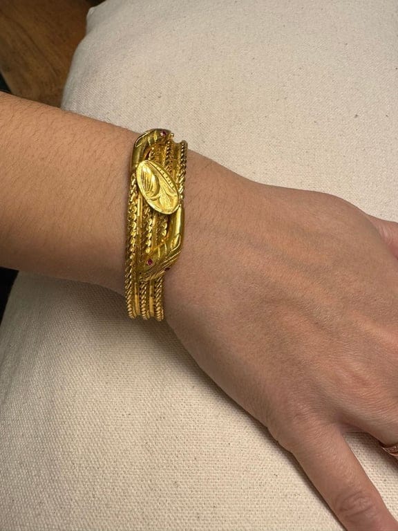 Yellow gold and ruby snake bracelet - Image 3