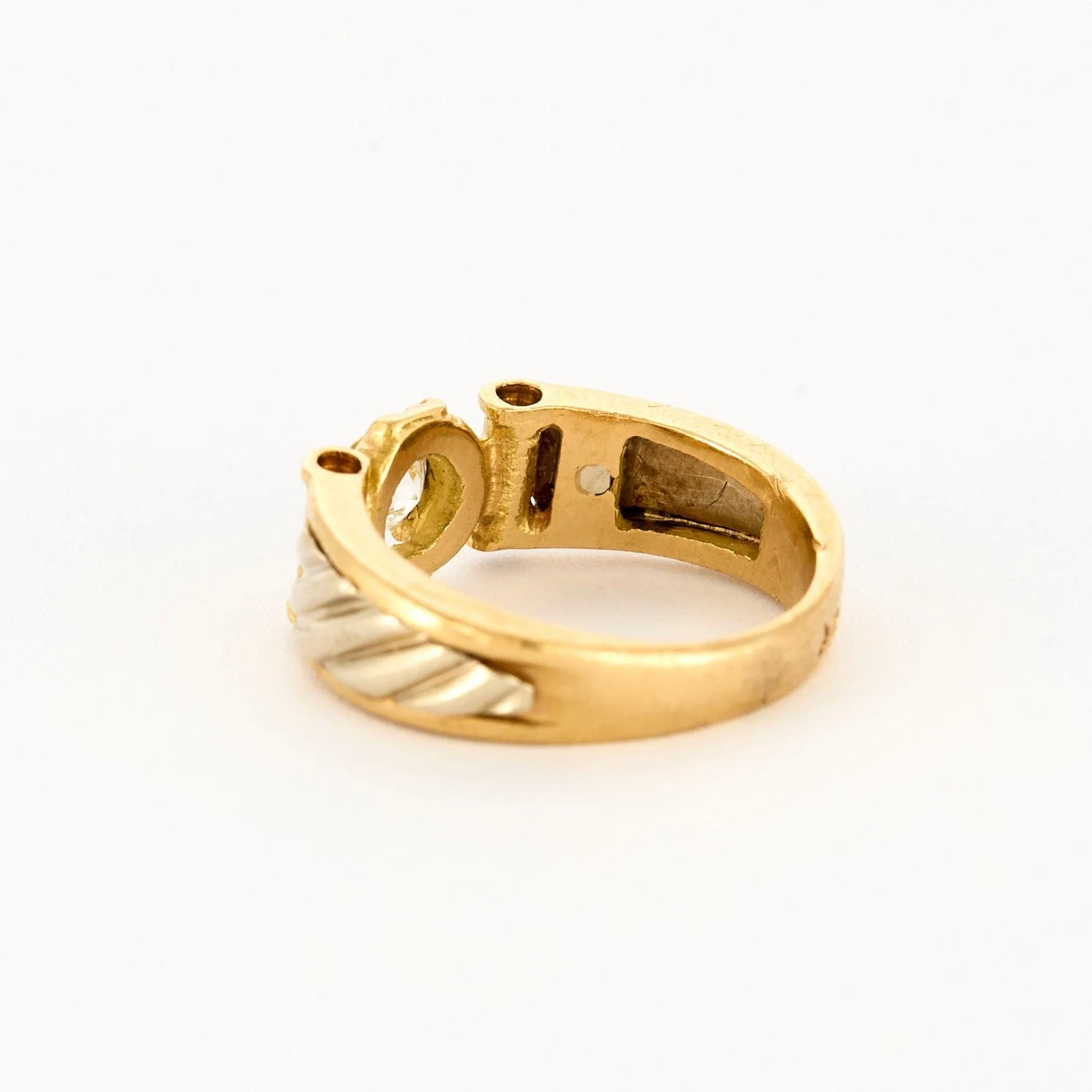 Yellow gold and white diamond ring - Image 5