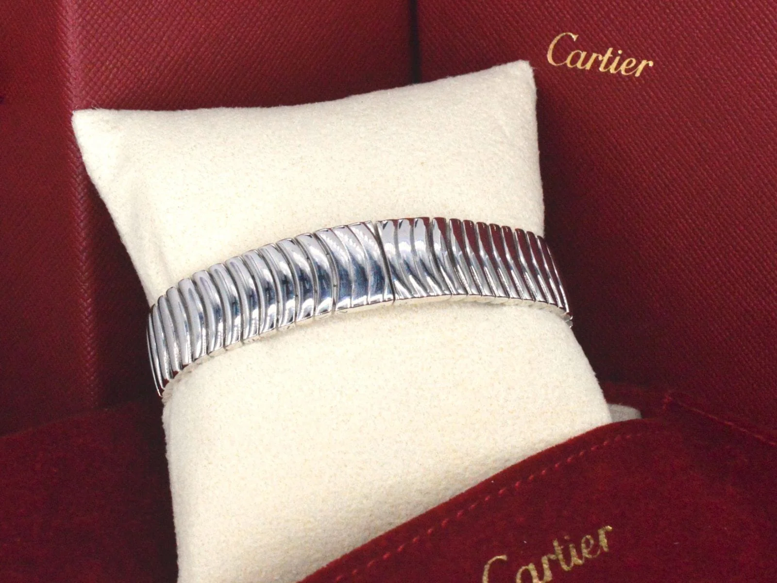 CARTIER - gold Trinity watch - Image 11