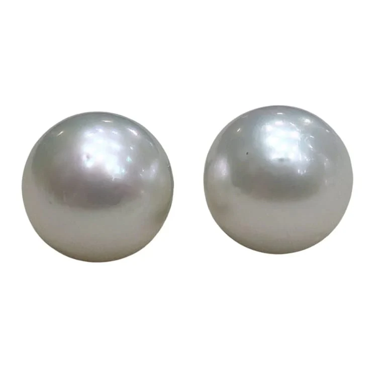 Earrings - 18k white gold pearl earrings
