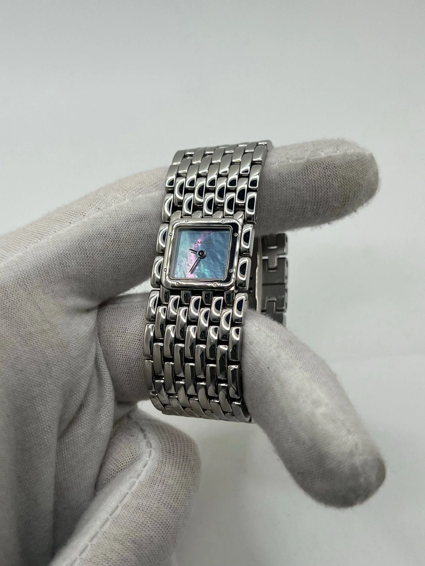 Cartier Panthère Mother-of-pearl Ribbon  - Image 5