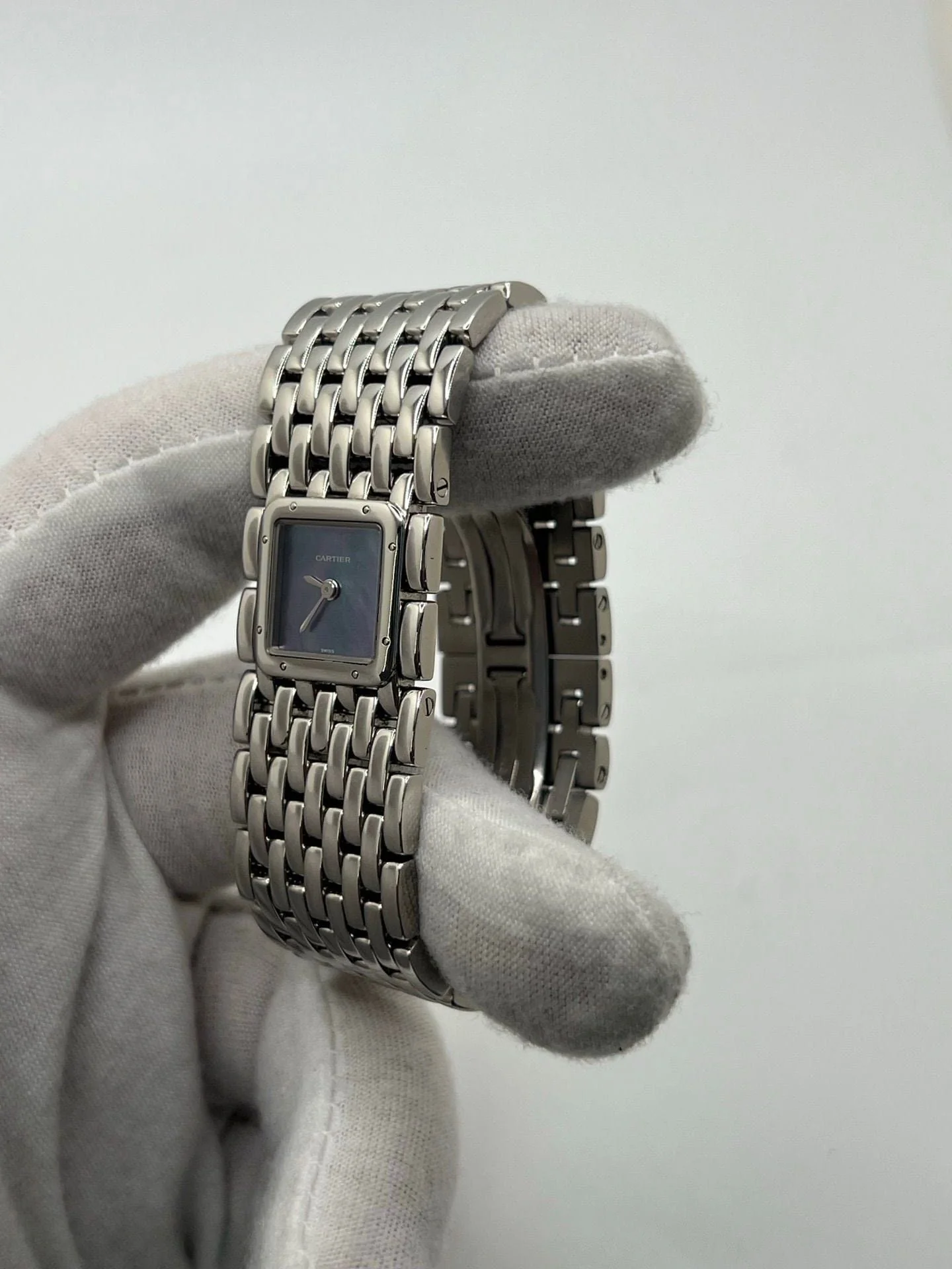 Cartier Panthère Mother-of-pearl Ribbon  - Image 9