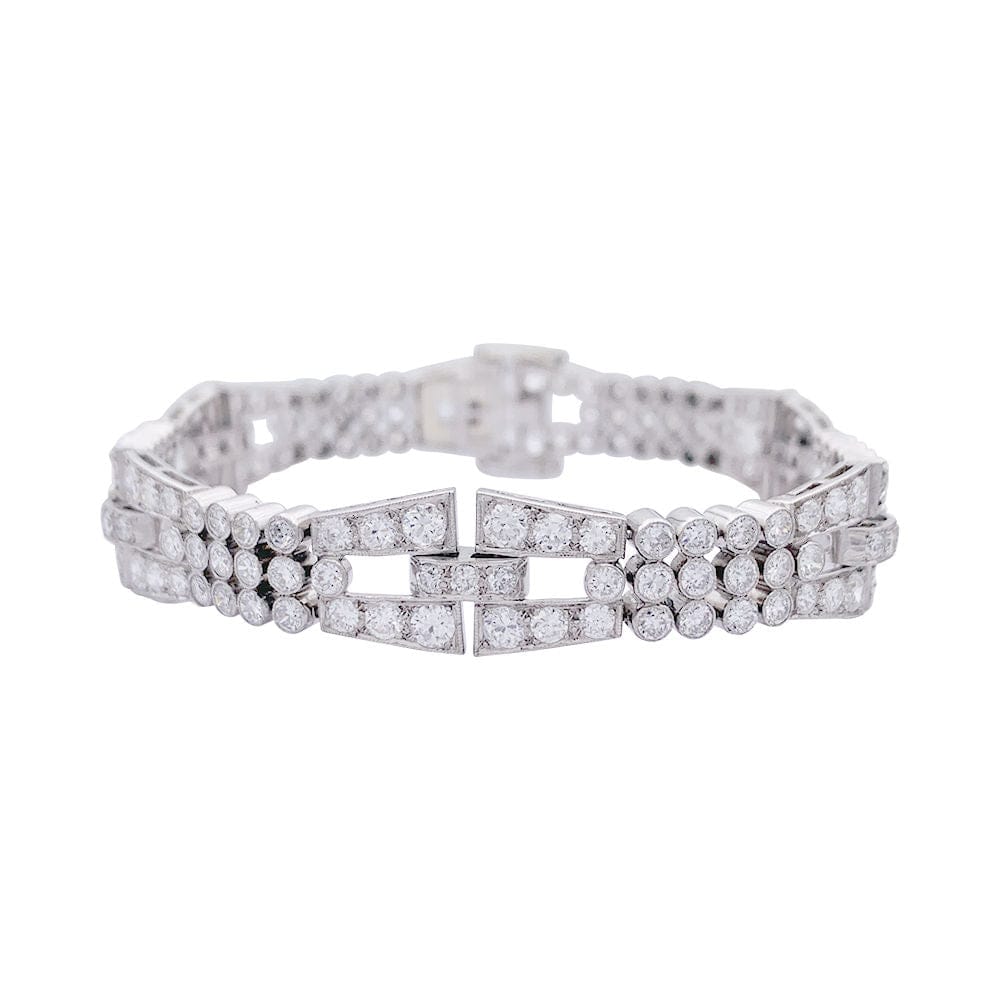 Bracelet, white gold, diamonds.