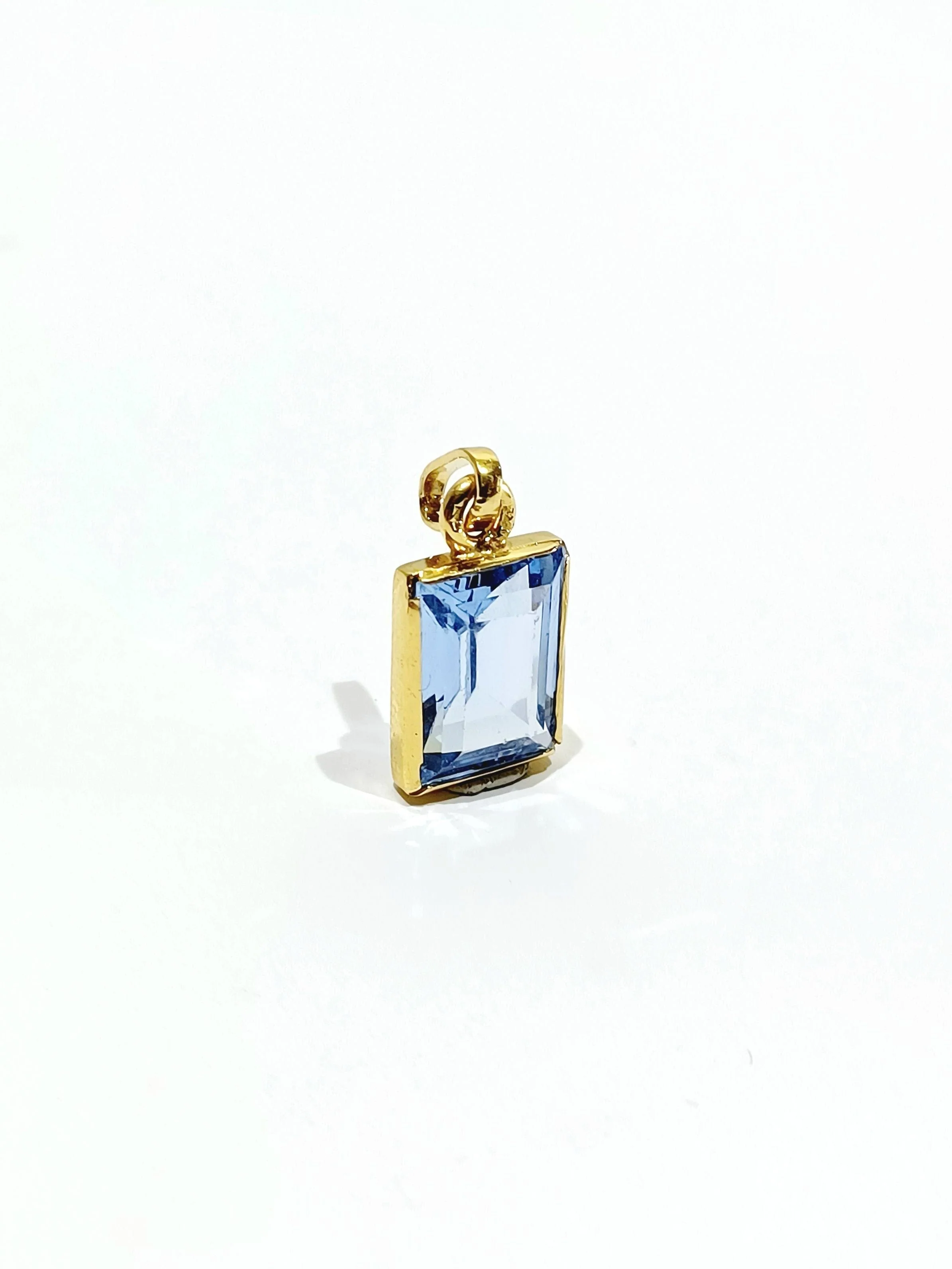 Gold and Spinel Pendant - Image 10