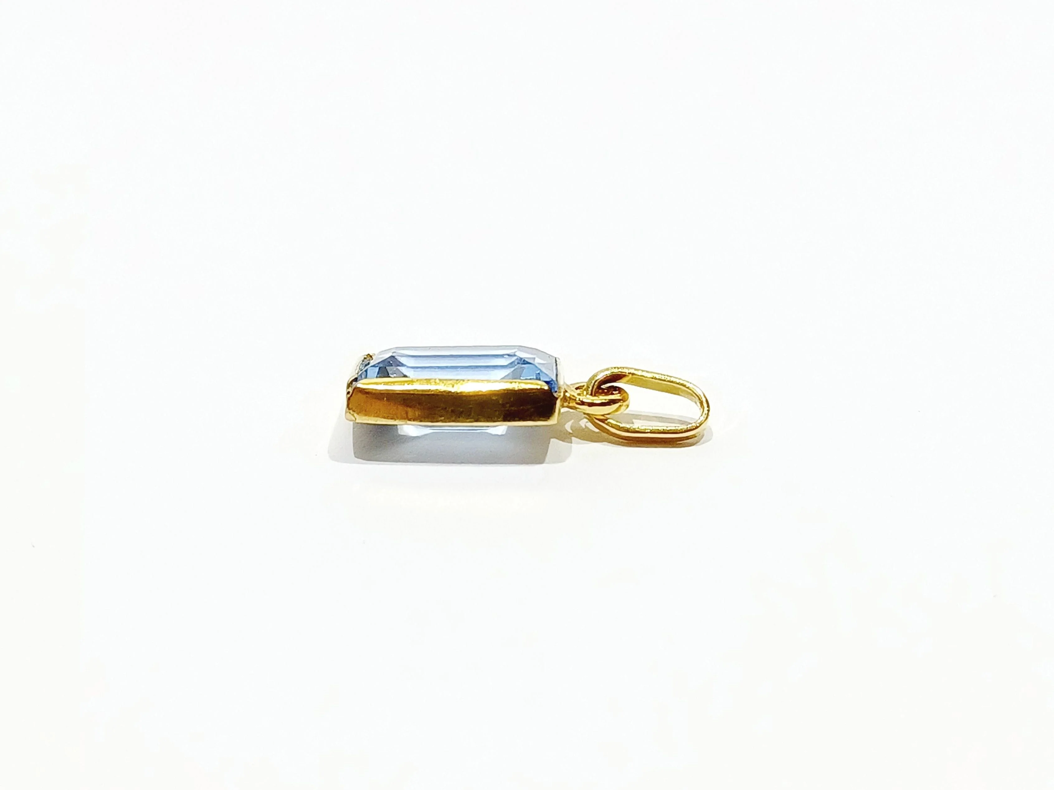 Gold and Spinel Pendant - Image 8