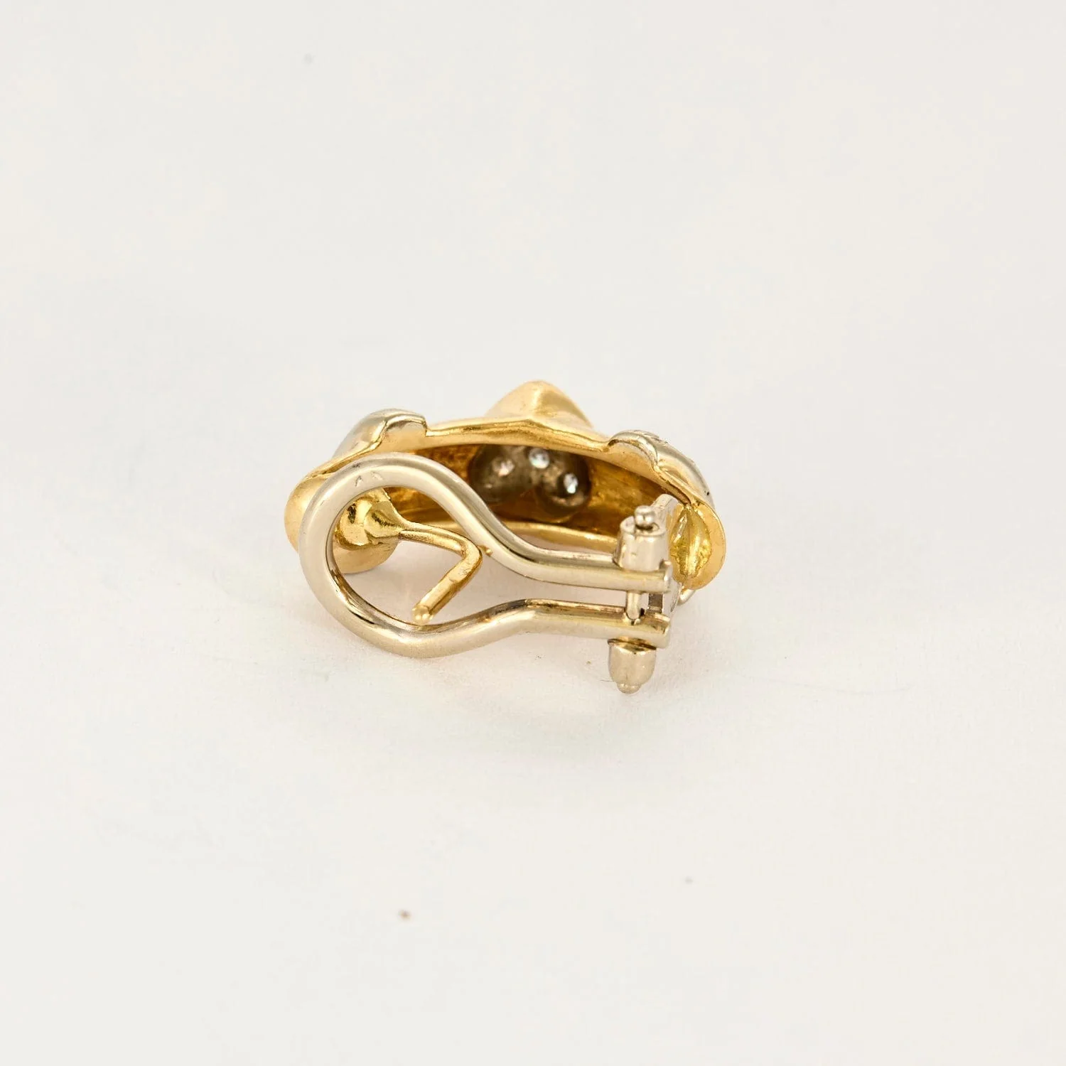 Heart earring in yellow gold, white gold and diamonds