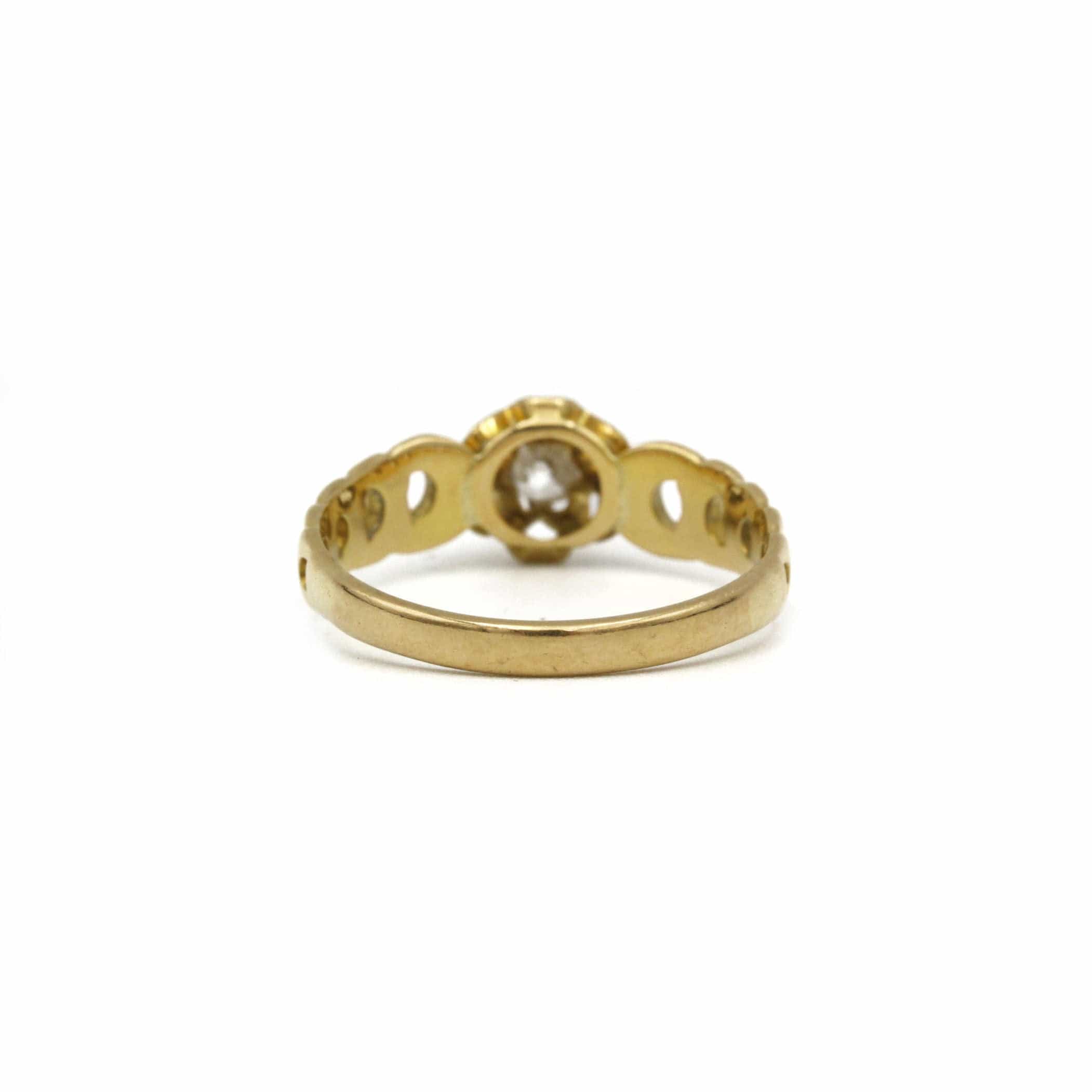 Yellow Gold Diamond Ring - Image 3