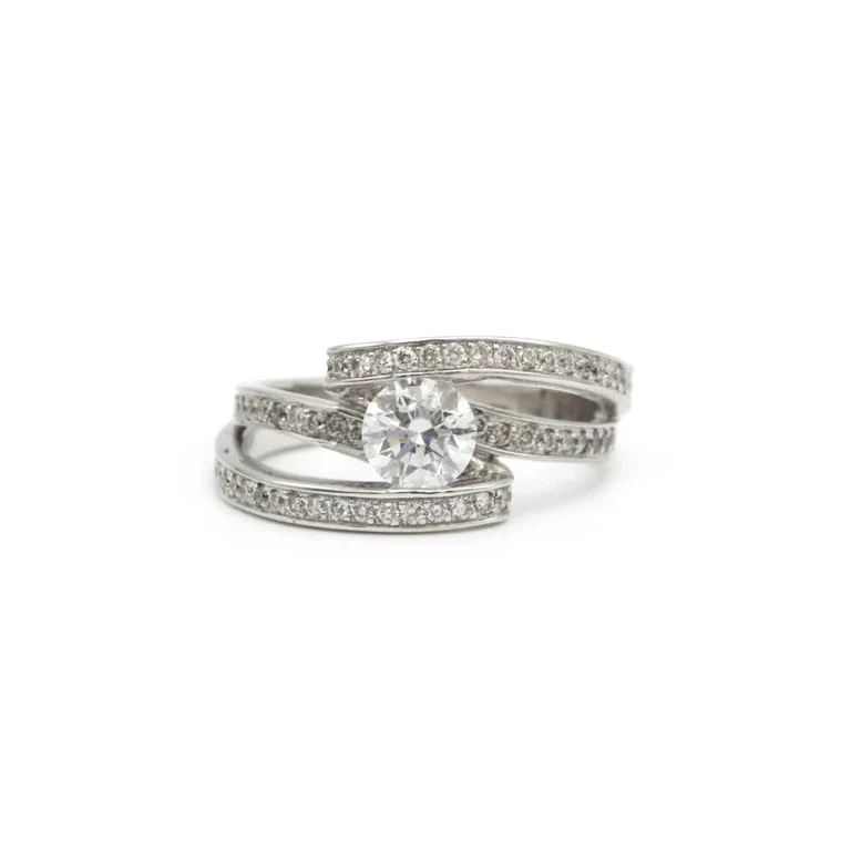Ring - White gold and diamonds