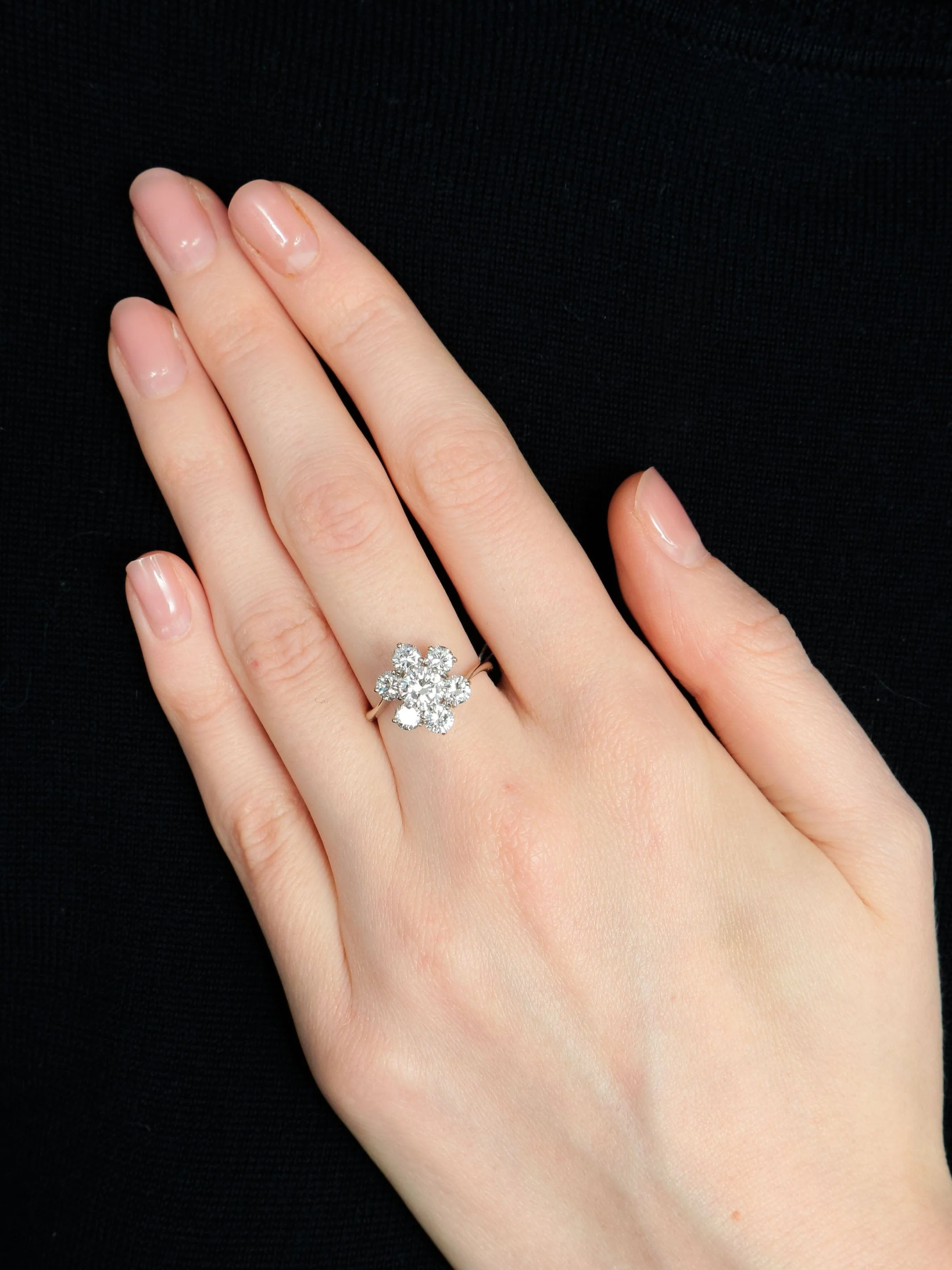 Ring Daisy Diamonds - Image 2