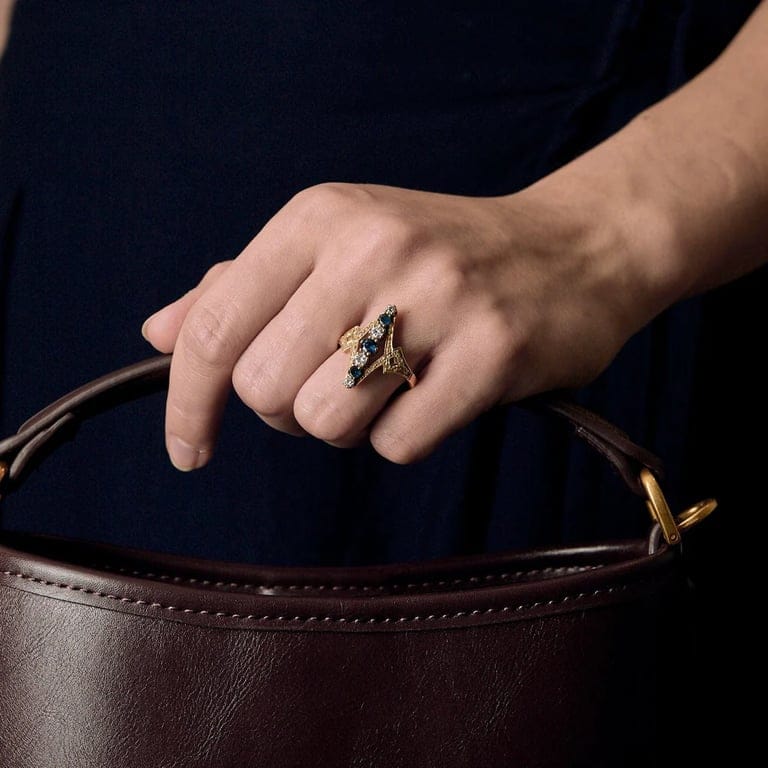 Prestige ring in yellow gold, sapphires, diamonds  - Image 2