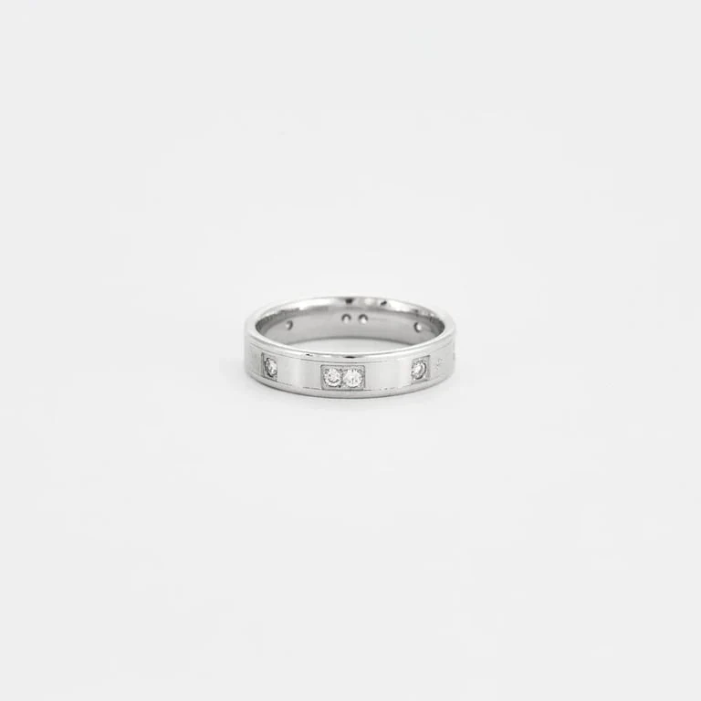 White gold diamond wedding ring - Image 4