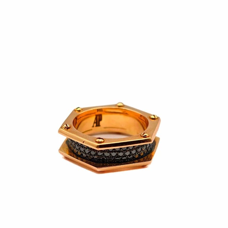 Gold ring with Black Diamonds  - Image 3