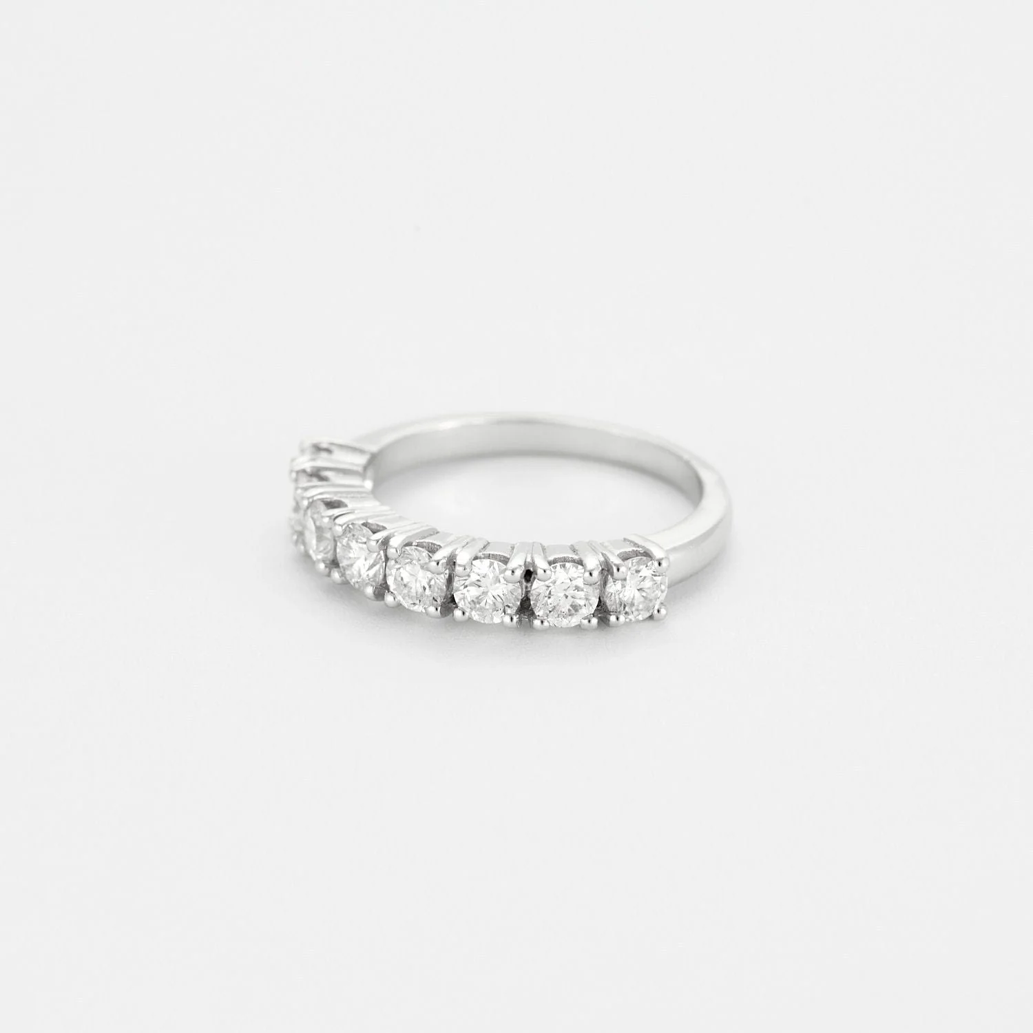 White gold diamond wedding ring - Image 7
