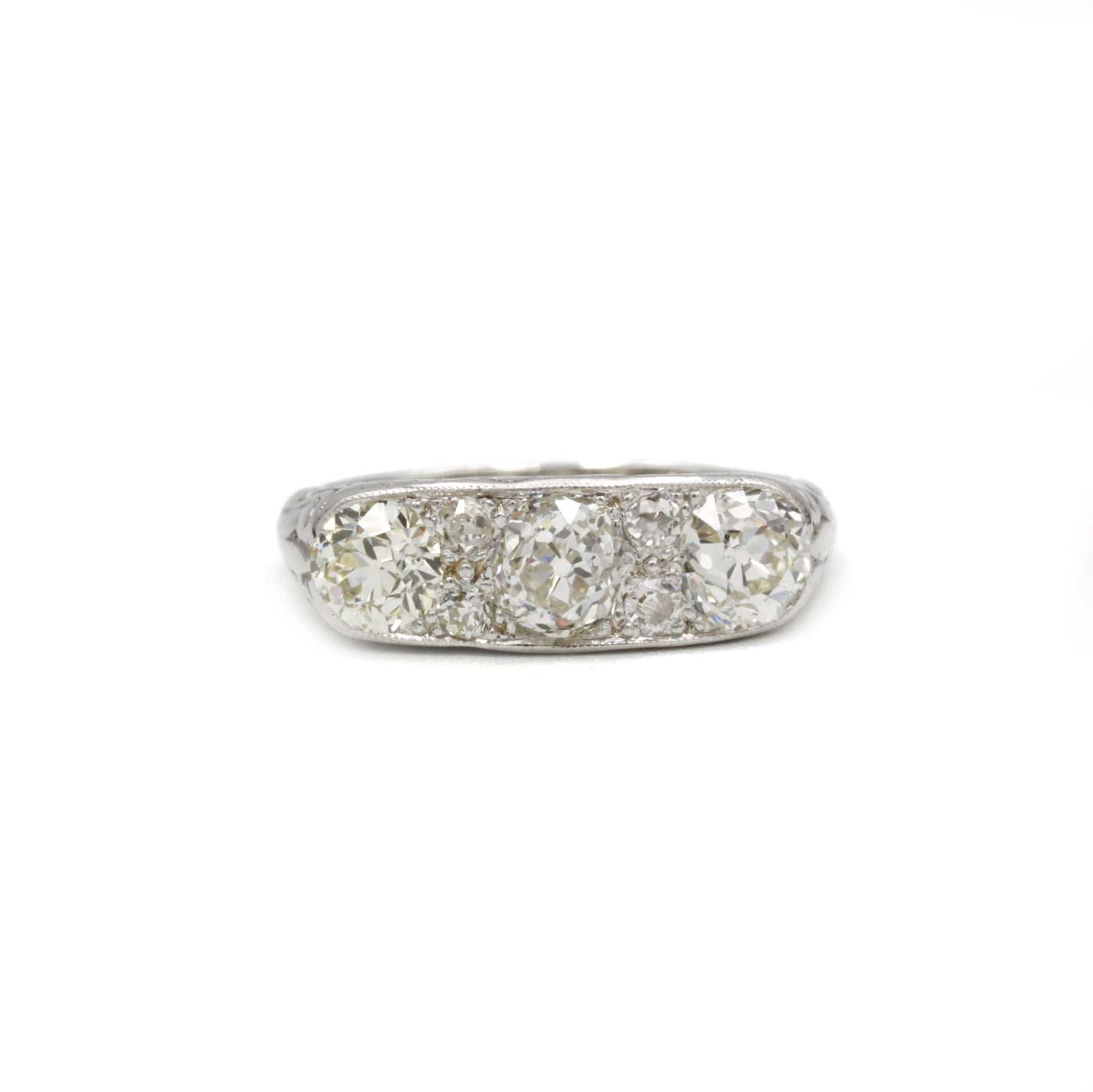 Art Nouveau Gold & Diamond Ring