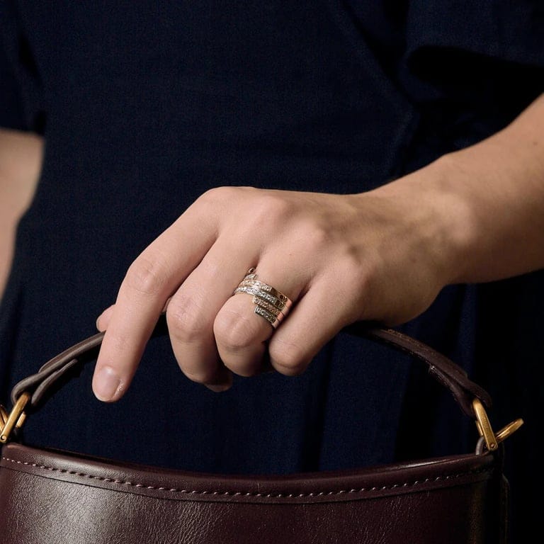 La Spirale ring in two-tone gold - Image 2