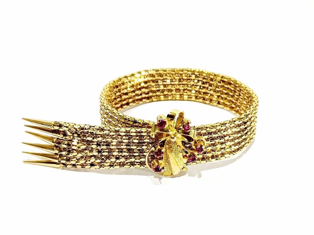 Yellow gold and ruby bracelet
