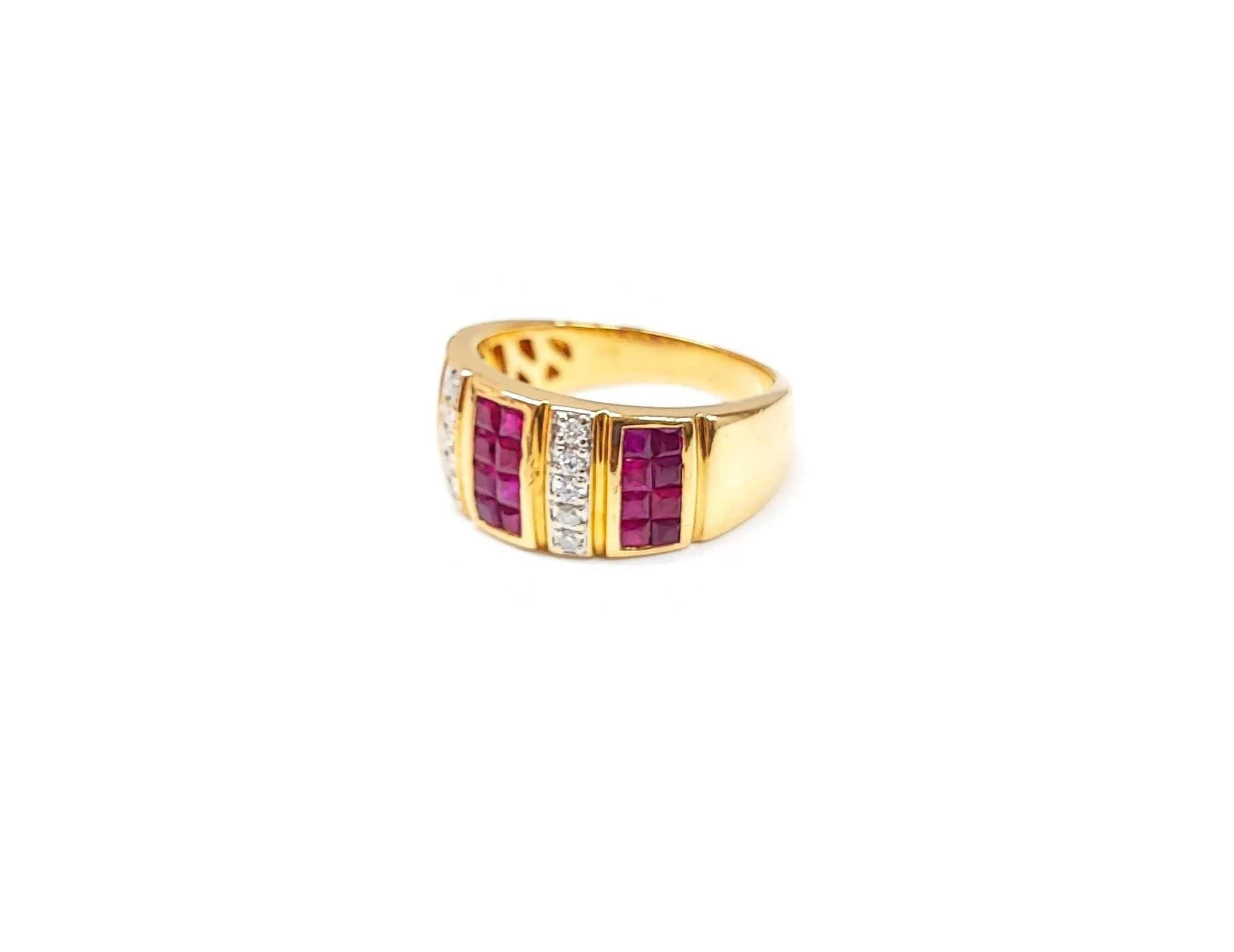 Ruby and diamond ring