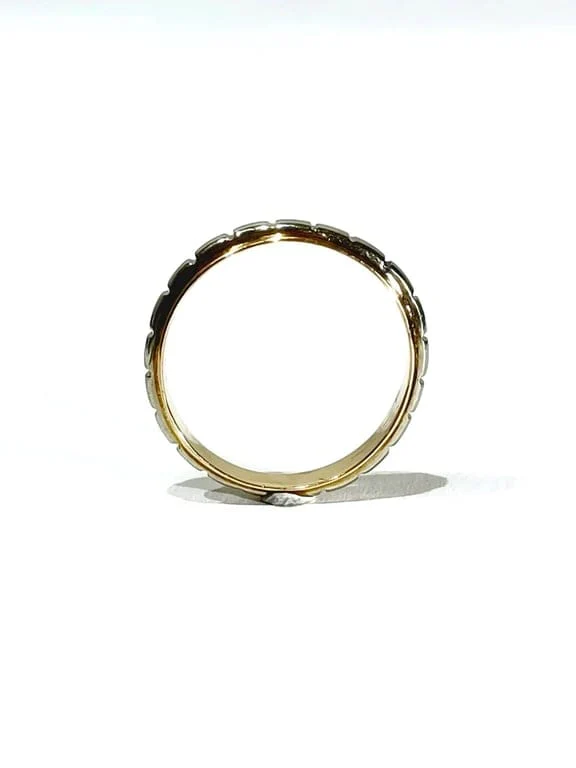 Rose gold and white wedding ring - Image 8