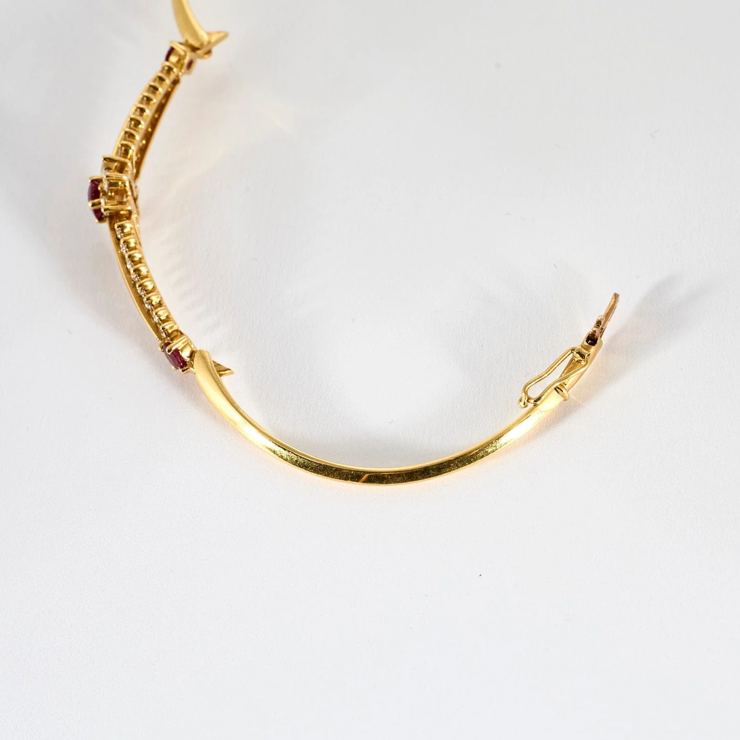 Yellow gold ruby diamond bangle bracelet - Image 4