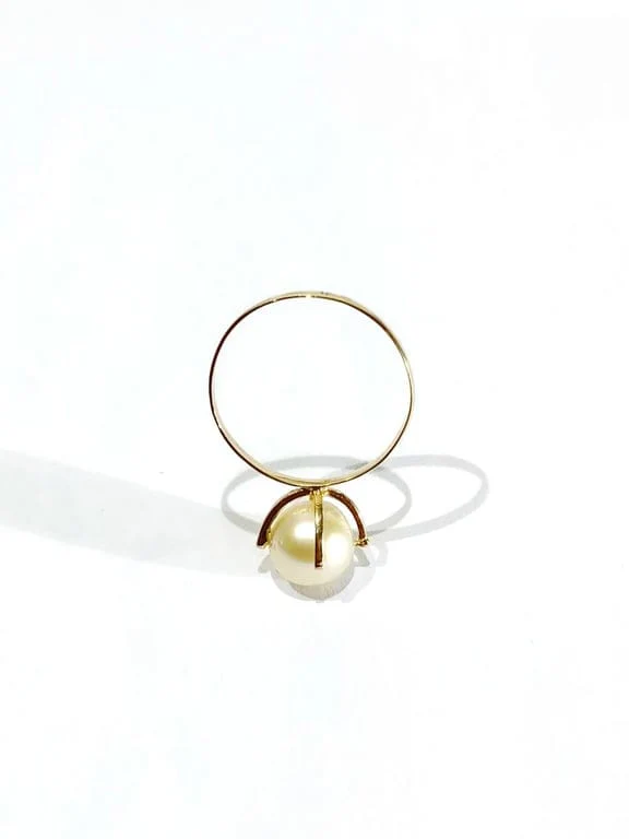 Yellow gold and pearl ring - Image 12