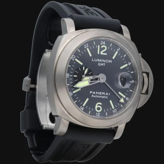 Panerai Luminor GMT Watch - Image 5