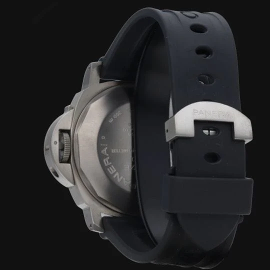 Panerai Luminor GMT Watch - Image 9