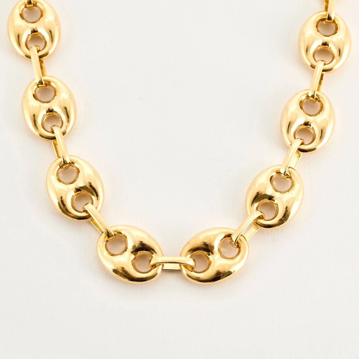 Yellow gold coffee bean necklace - Image 3