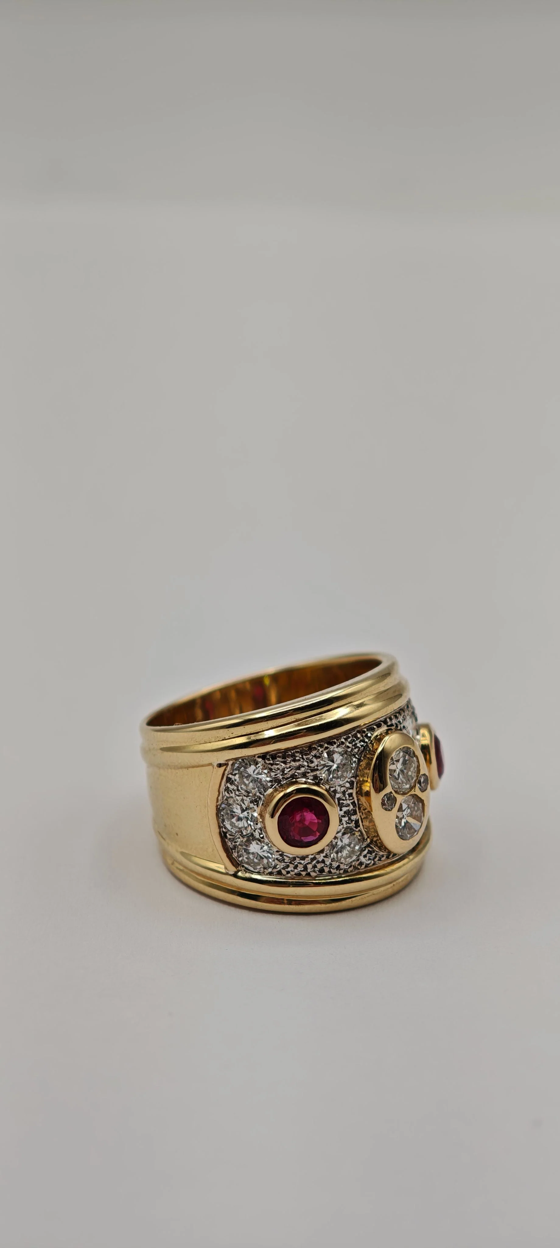 Diamond and ruby ring in 18k gold - Image 3