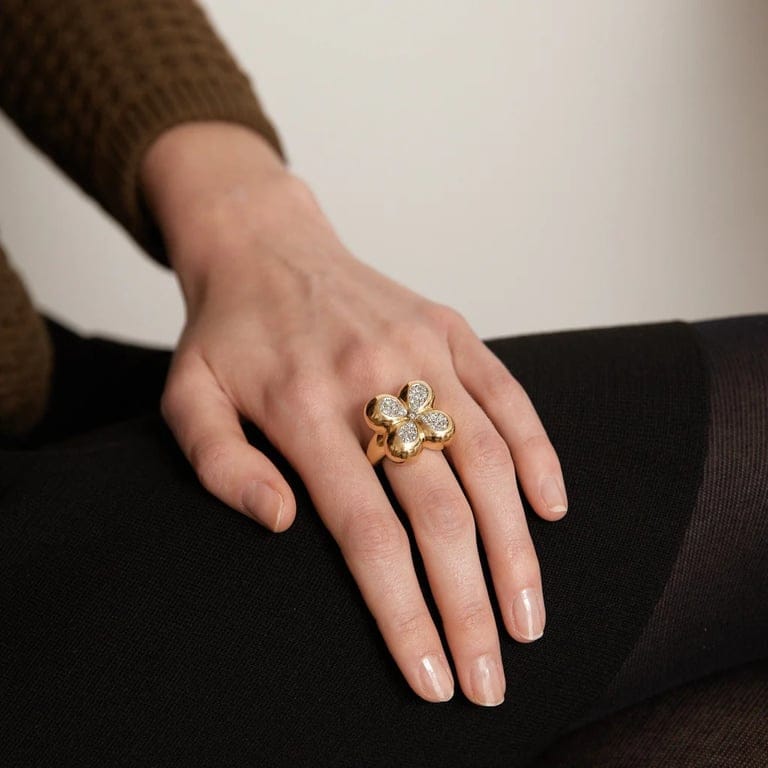 Clover Style Diamond Ring - Image 2