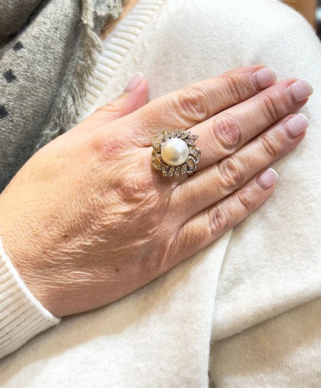Diamond and pearl ring - Image 11