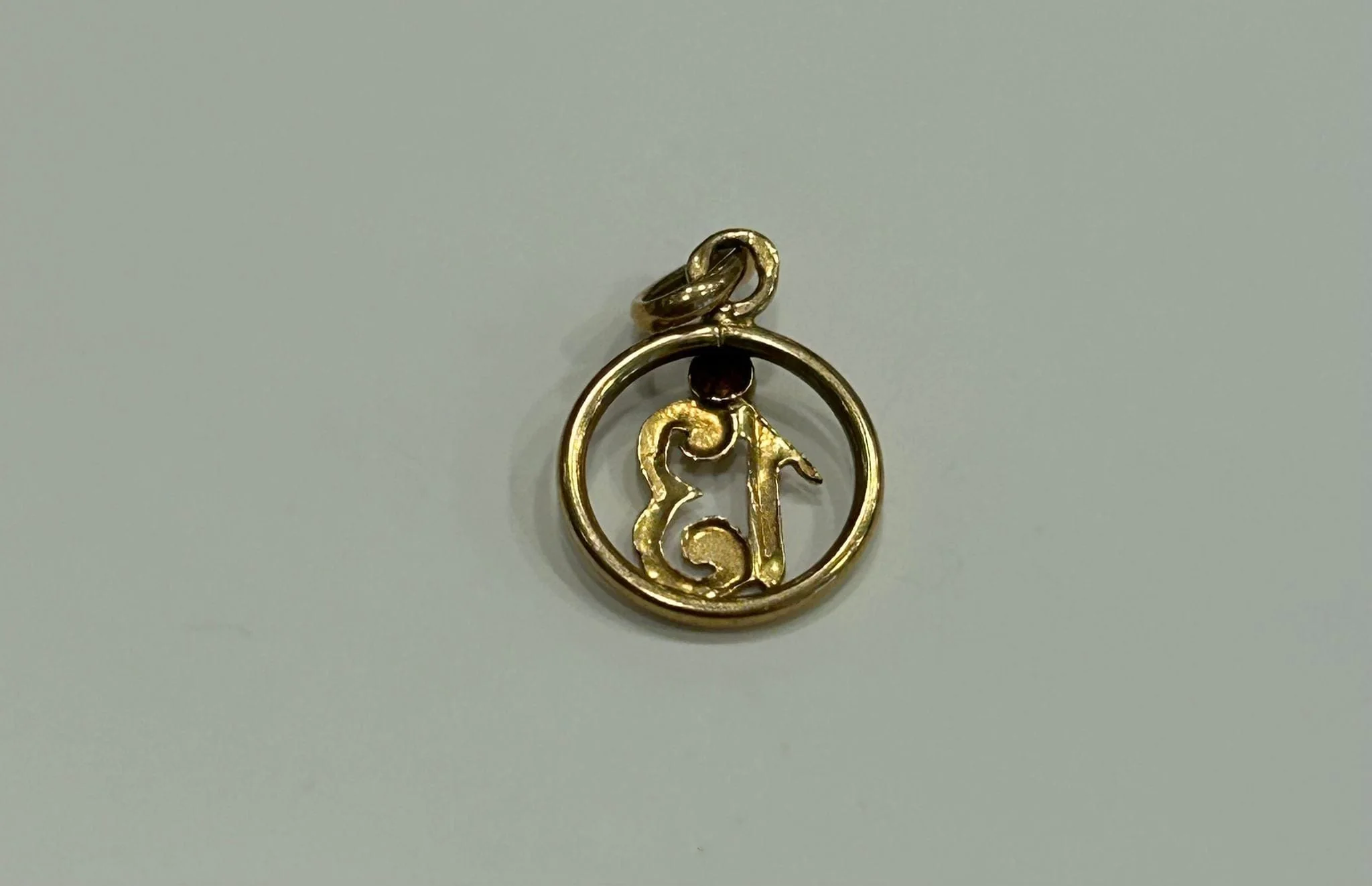 Yellow gold pendant - Image 2