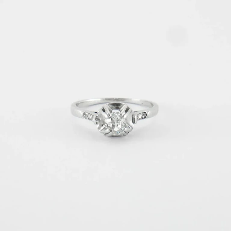 White Gold & Diamond Solitaire