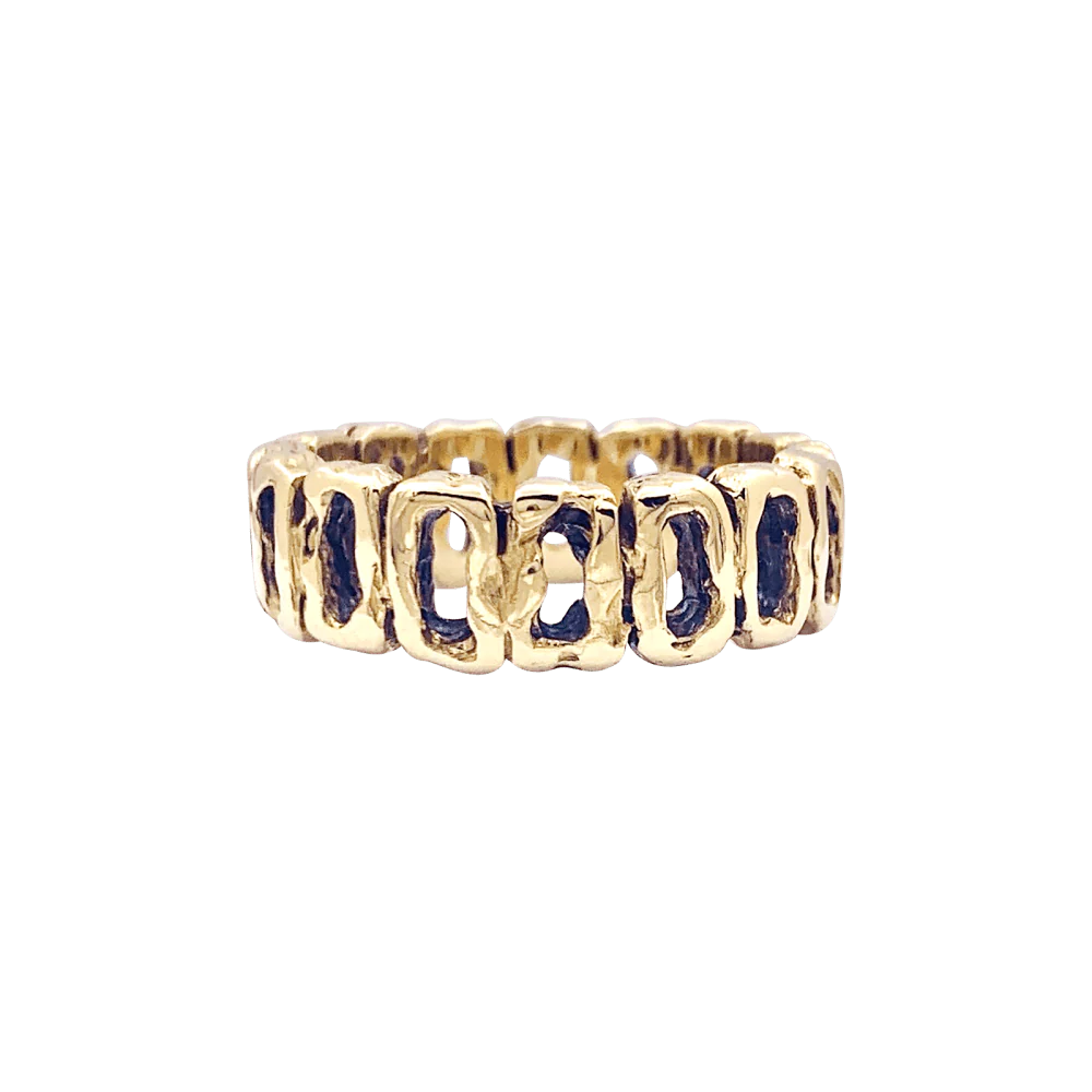 Vintage yellow gold ring.