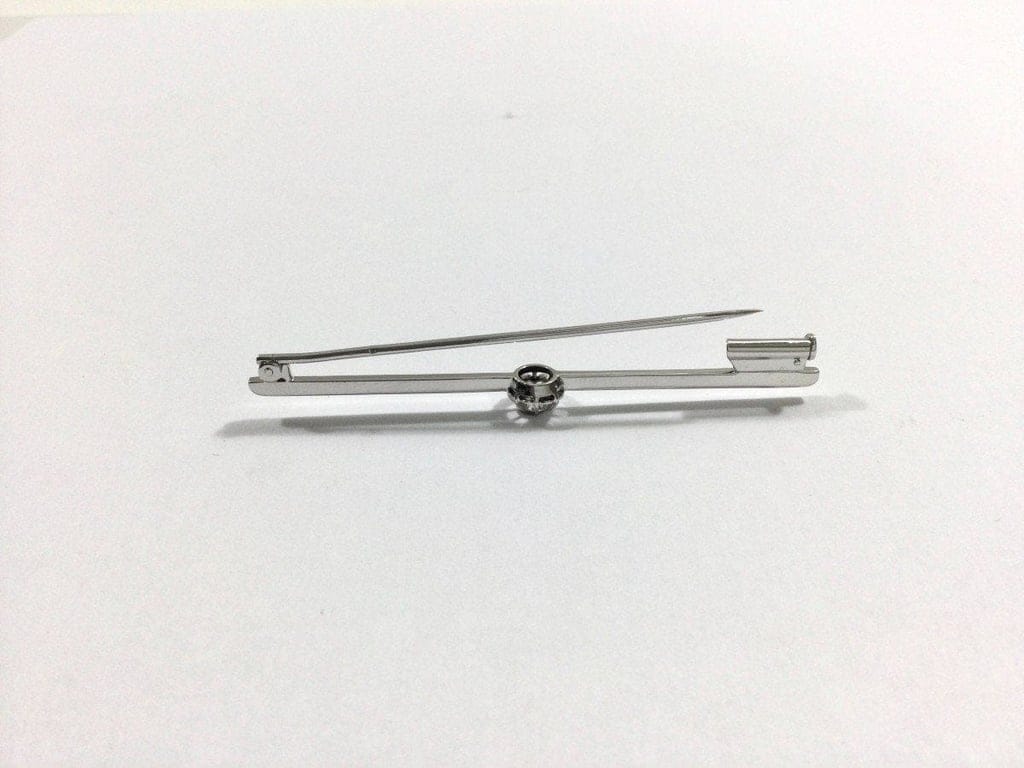 White Gold Diamond Brooch - Image 9