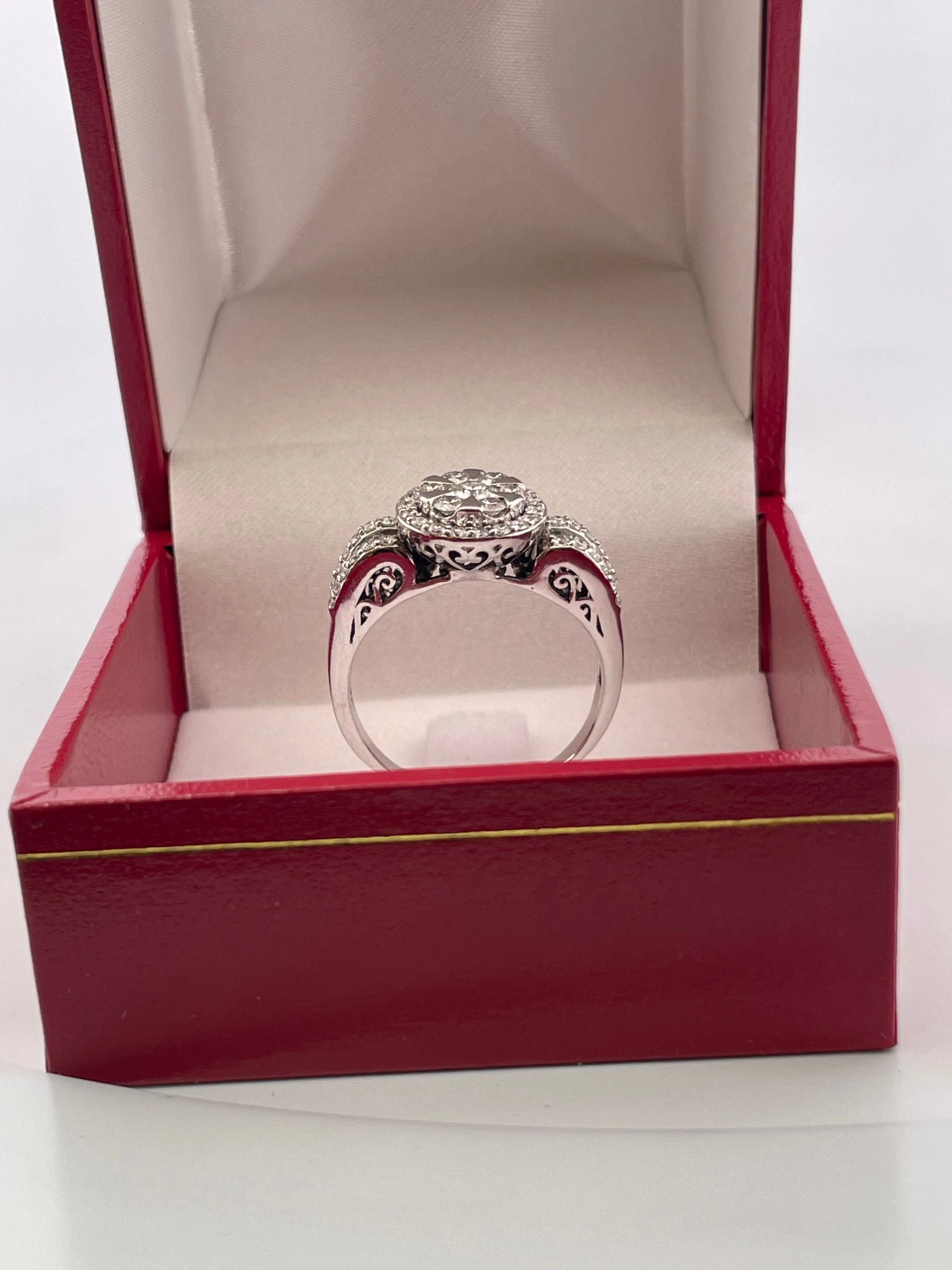 White Gold Diamond Ring - Image 5