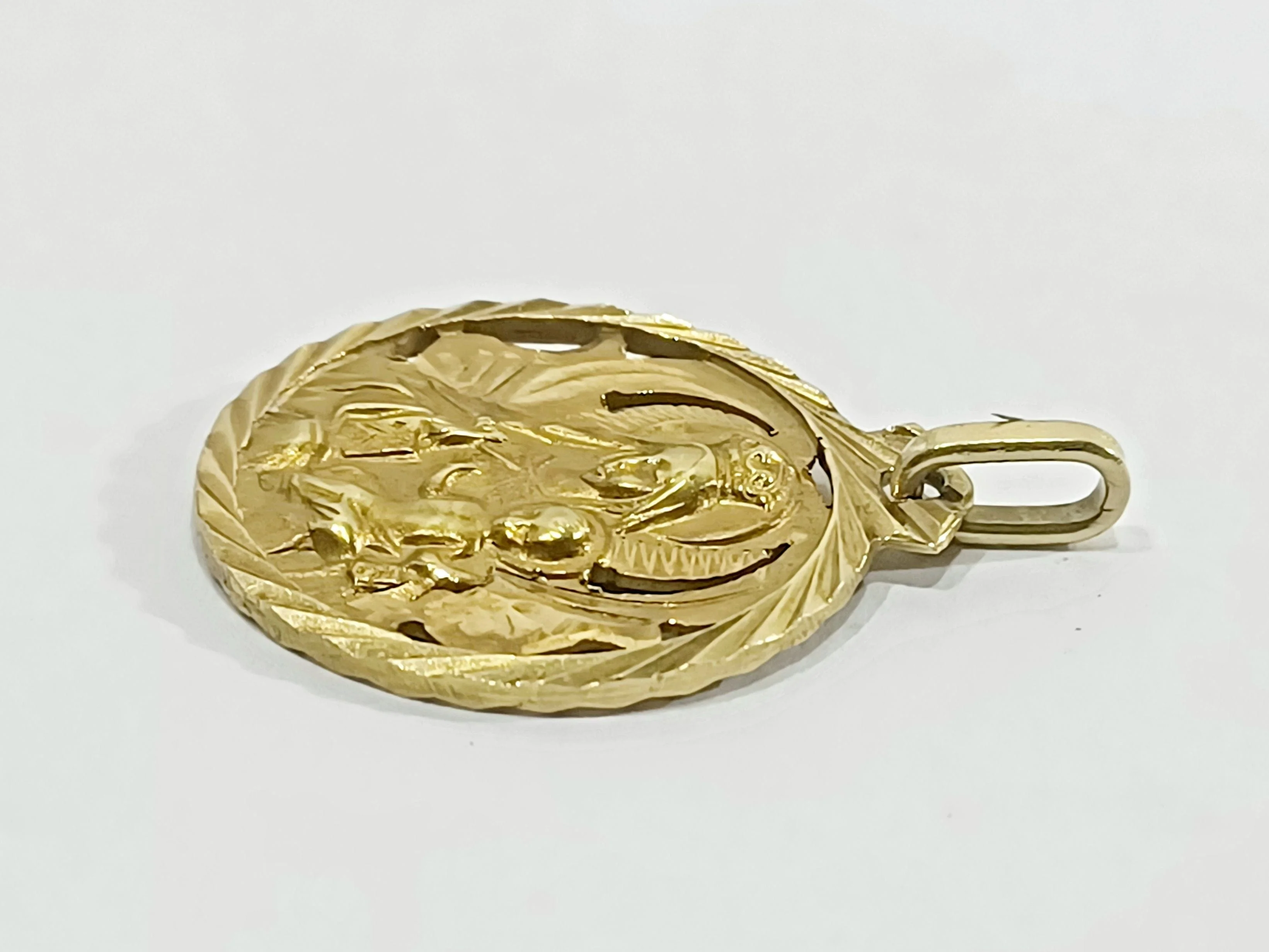 Gold Scapular Medal - Image 8