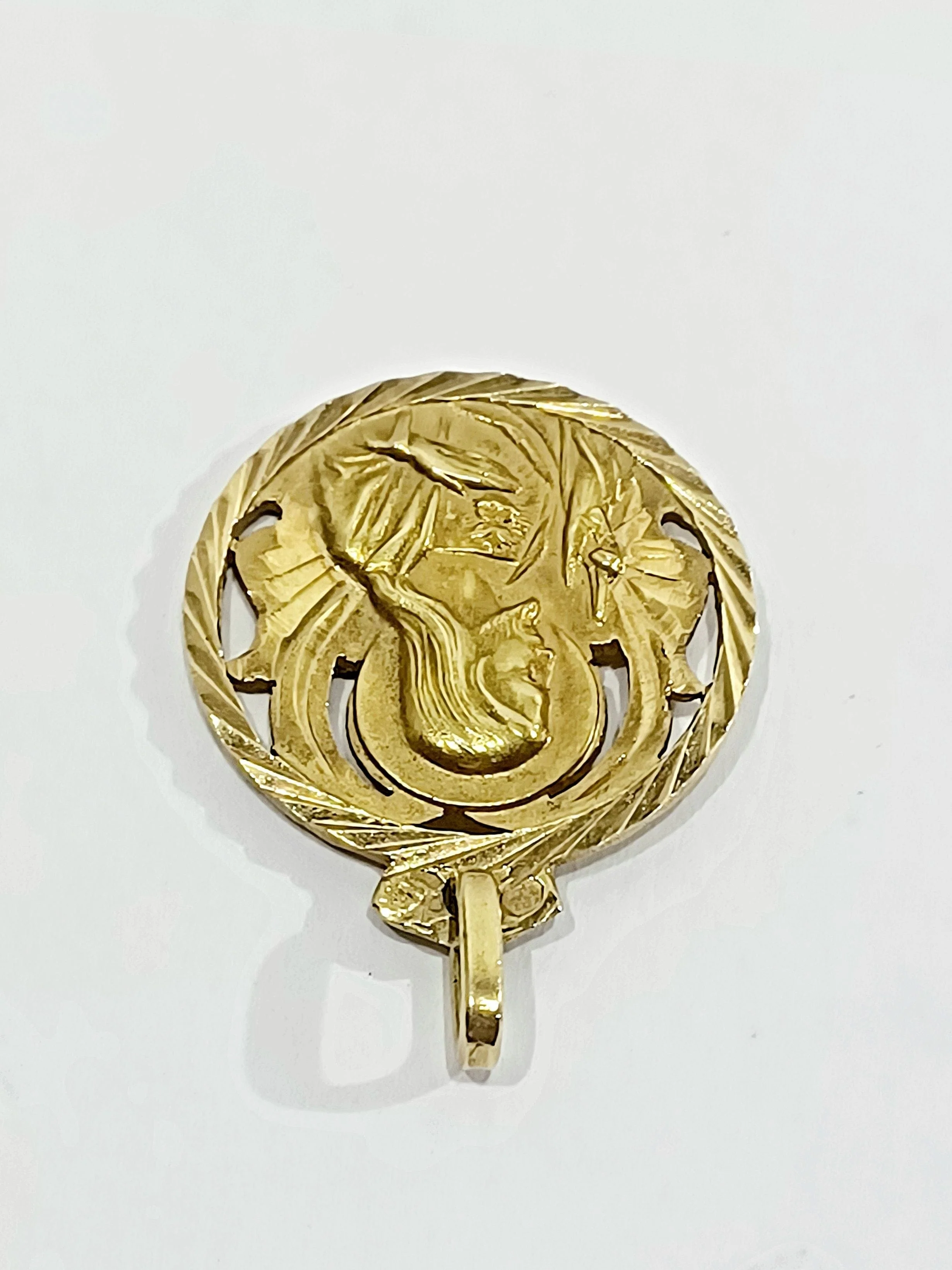 Gold Scapular Medal - Image 9